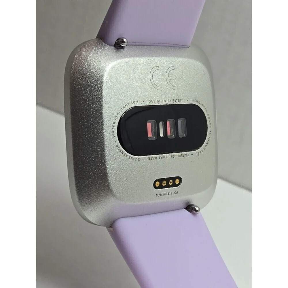 Fitbit Versa Lite Smartwatch Activity Tracker Heart Rate GPS Waterproof Lavender